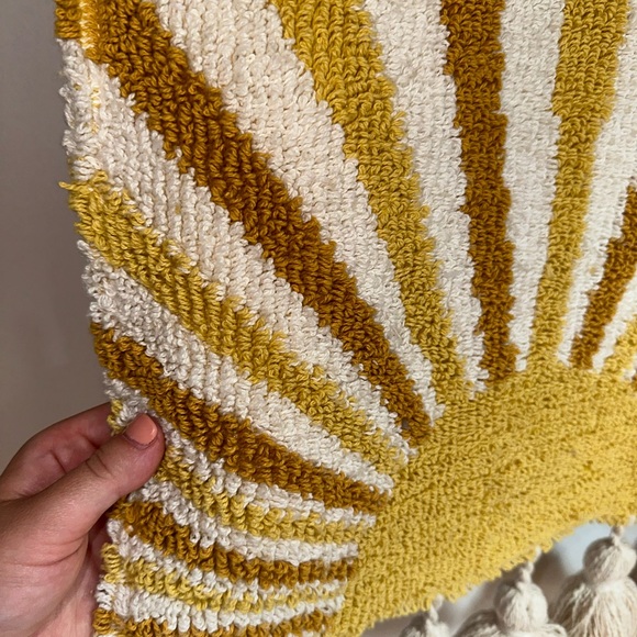 Knit wall art - Picture 3 of 5